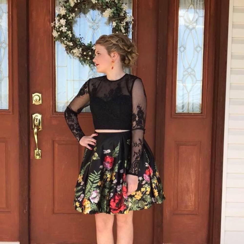 Sherri Hill prom dress